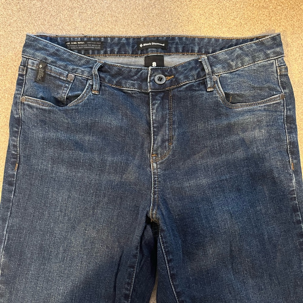 EUC Black Diamond Skinny Jean